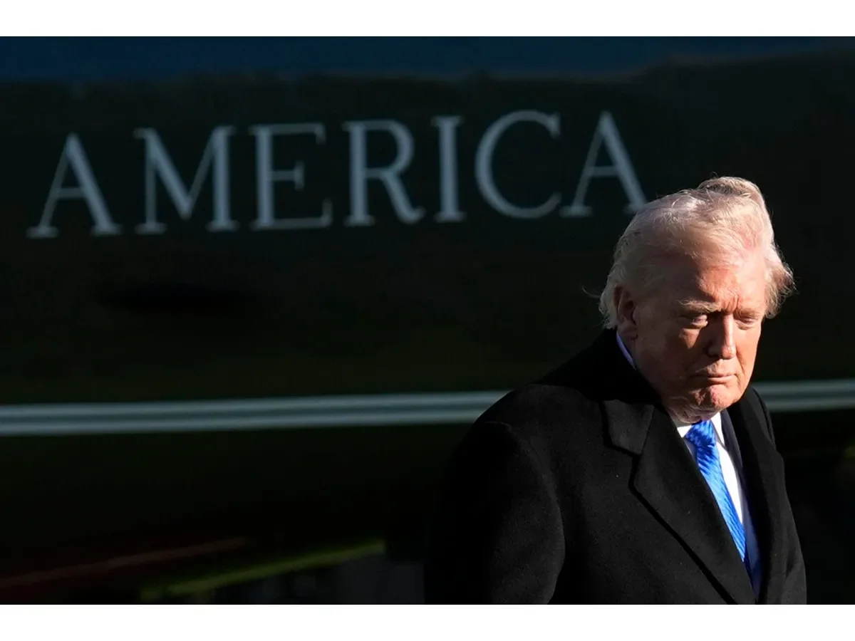 Trump critica a jueces antes de que la Corte Suprema evalúe la ciudadanía por nacimiento en EE. UU.