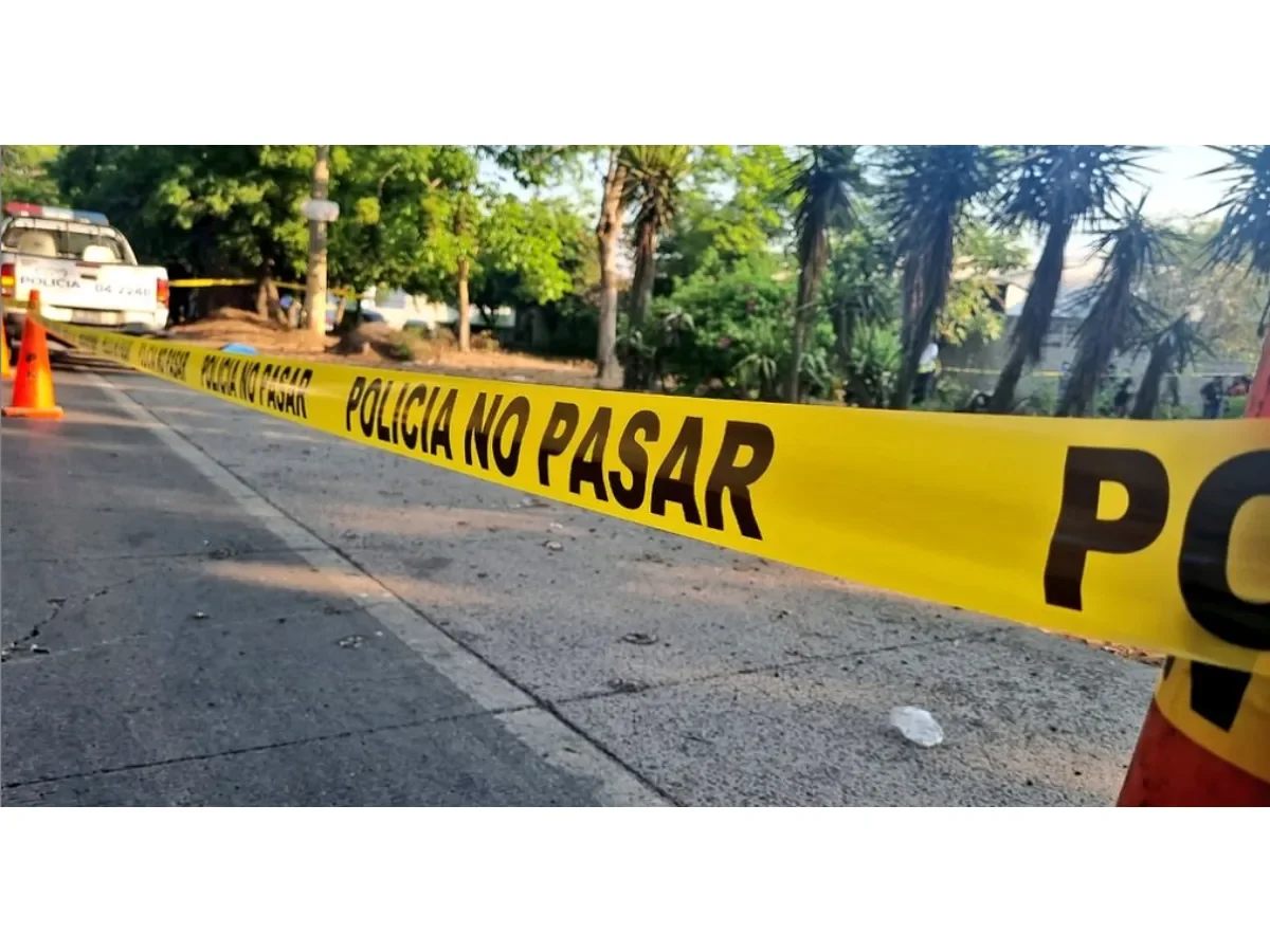 Accidente fatal en Morazán: mujer hondureña pierde la vida tras caída de motocicleta