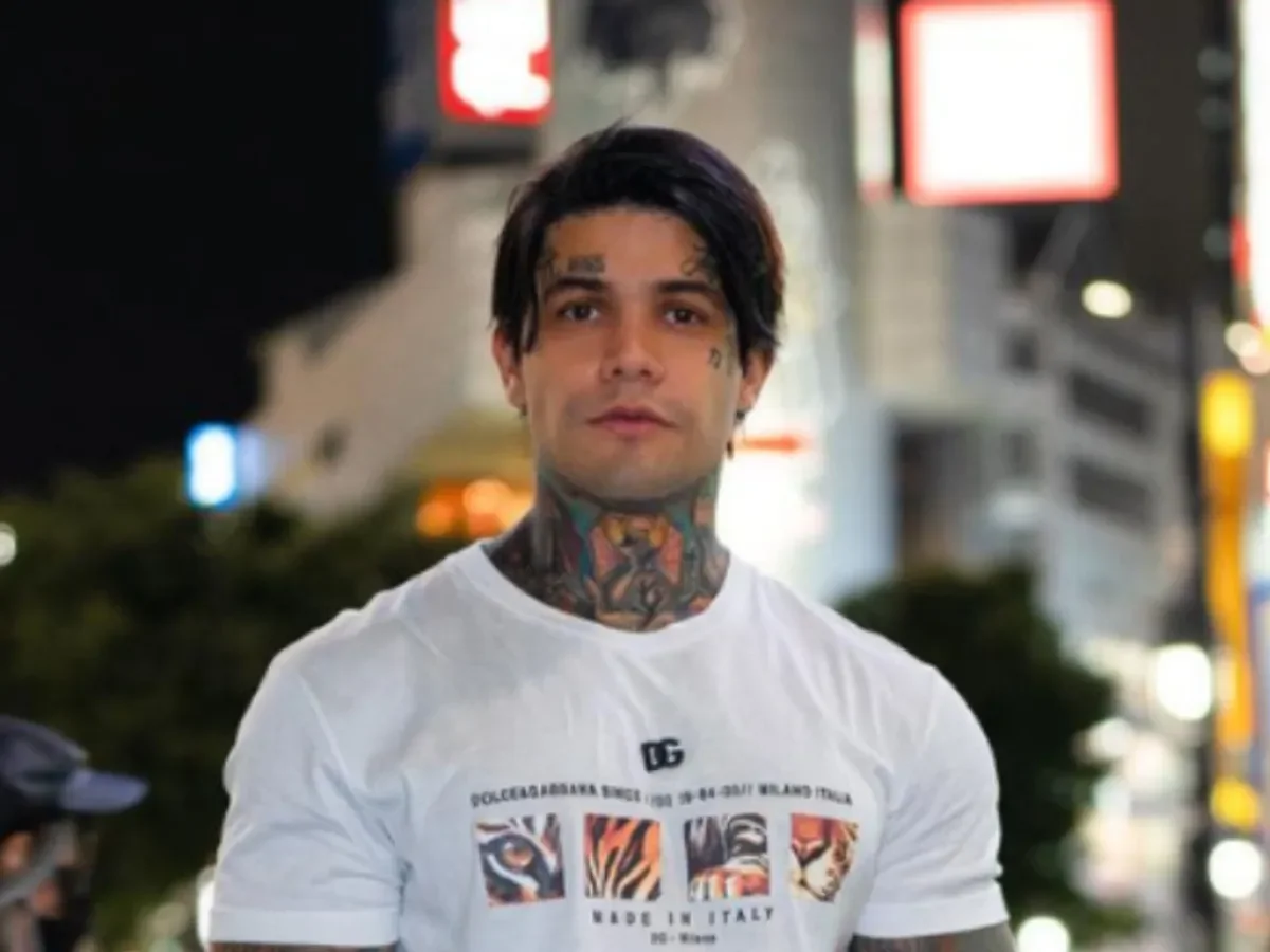 Influencer Yeferson Cossio sancionado por conducta disruptiva en vuelo Bogotá-Madrid