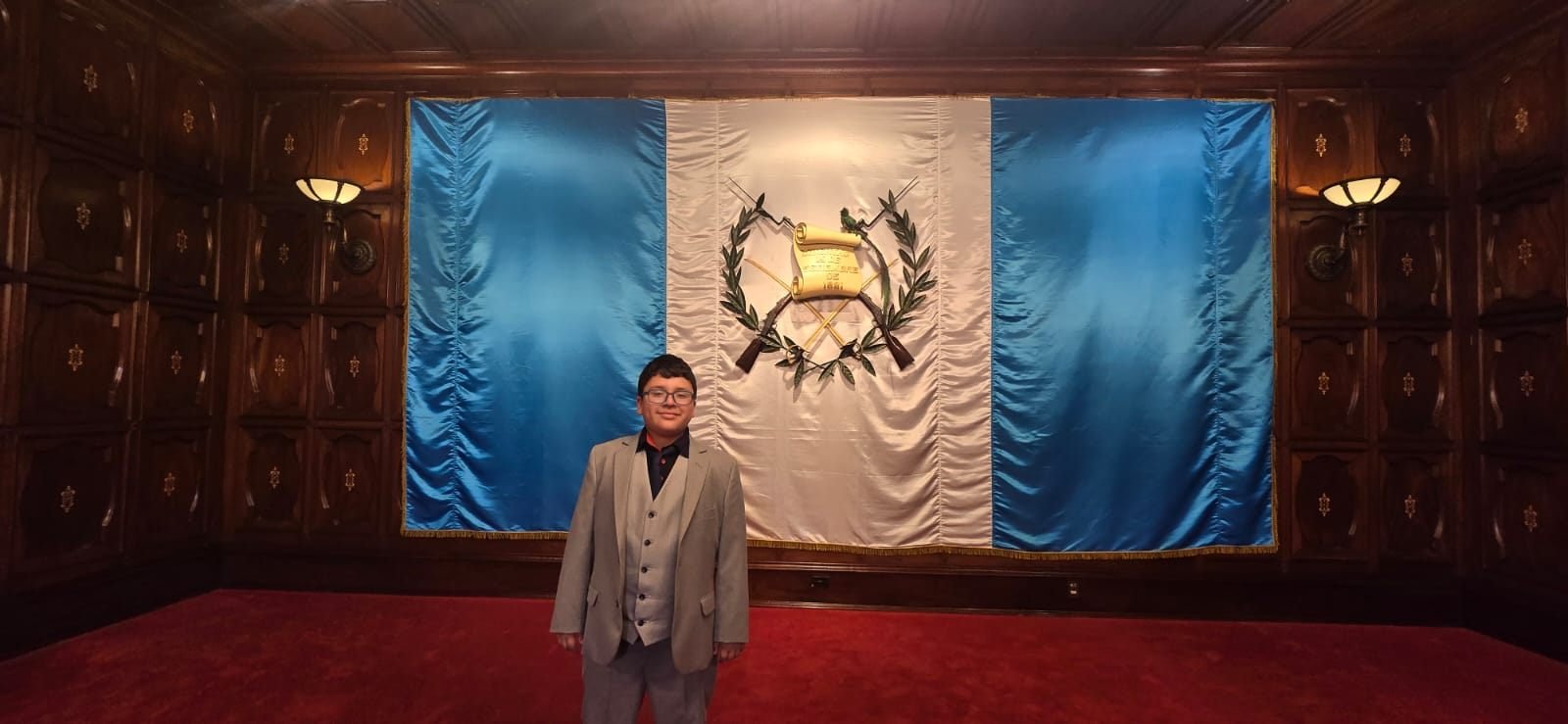 David López, talento guatemalteco, clasifica a la final de la Olimpiada Internacional de Greenwich