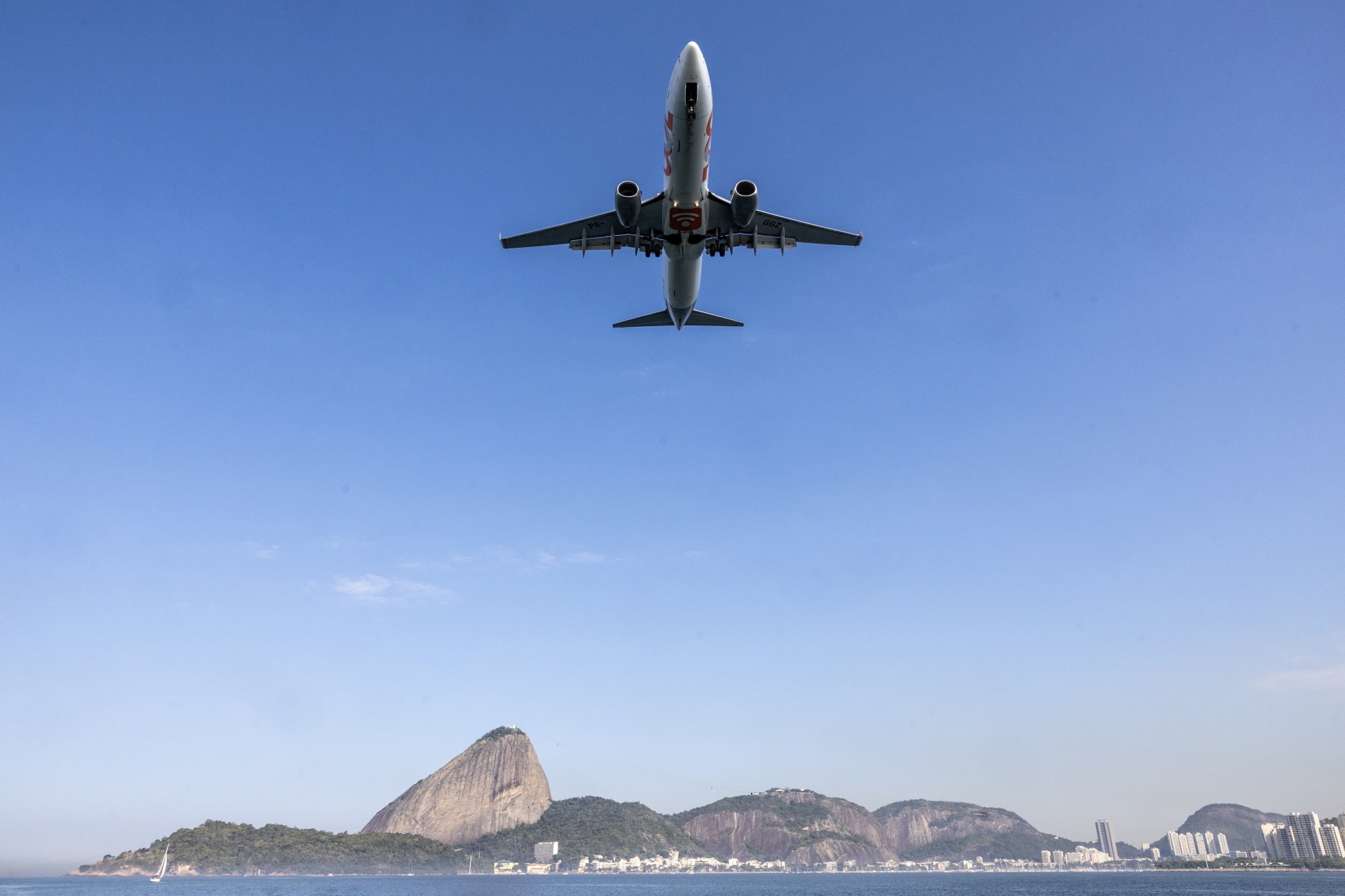 Explosión de turbina en vuelo de Delta Air Lines provoca emergencia en Brasil