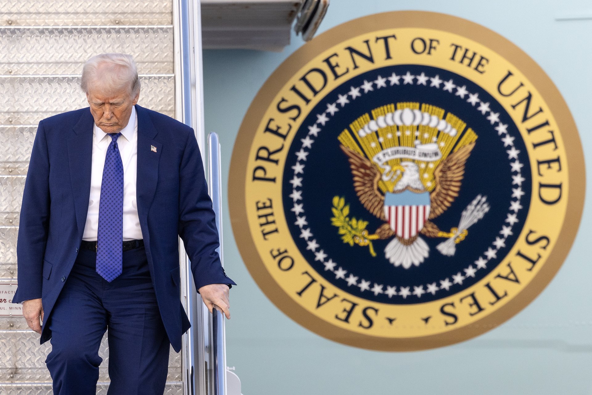 Florida cambia nombre del aeropuerto de Palm Beach por el de Donald Trump