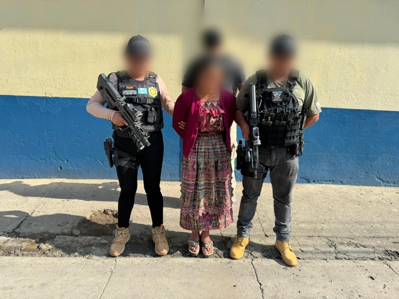 Mujer ligada a proceso por secuestro y suplantación del CJNG en Guatemala