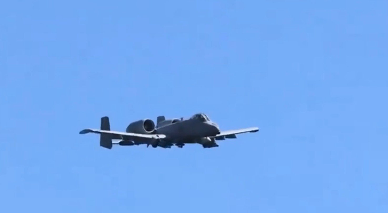 Avión militar estadounidense se estrella en estrecho de Ormuz tras derribo de un F-15 por Irán