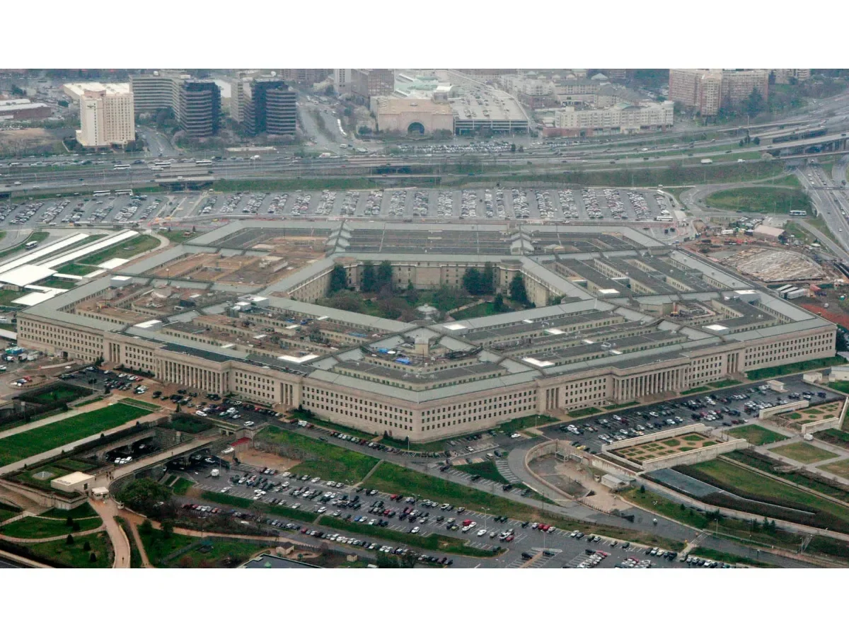 Pentágono reporta 13 muertos y 365 heridos en operaciones militares de EE.UU. contra Irán