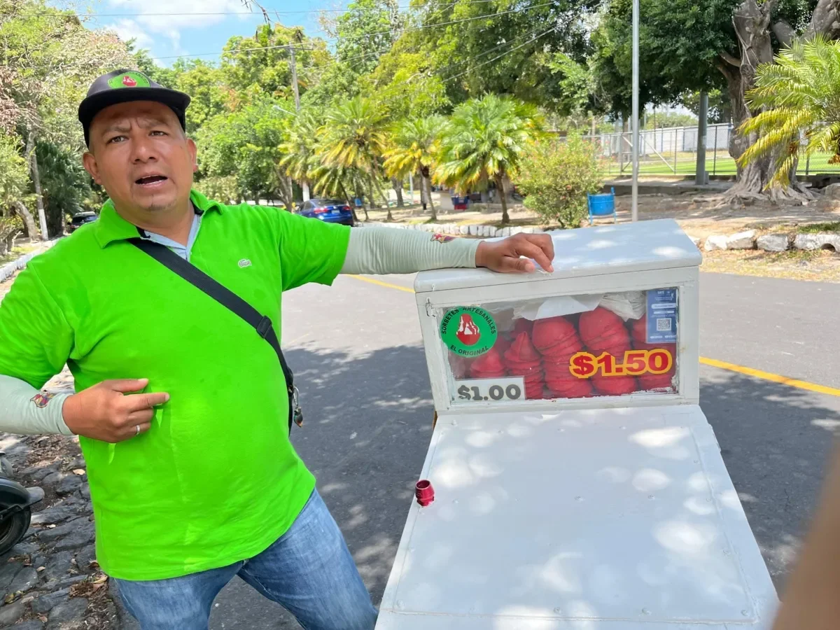 Comerciantes en Los Planes de Renderos esperan aumento de turistas este fin de semana