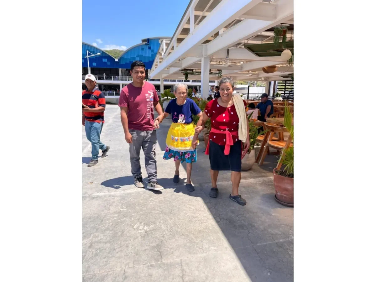 Puerto de La Libertad recibe a locales y turistas en un Viernes Santo de afluencia moderada