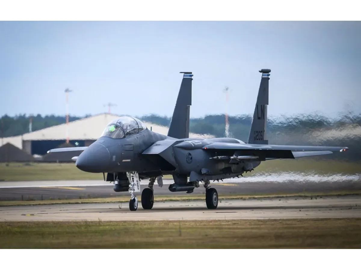 Irán derriba aviones militares de EUA, primer incidente aéreo hostil en más de dos décadas