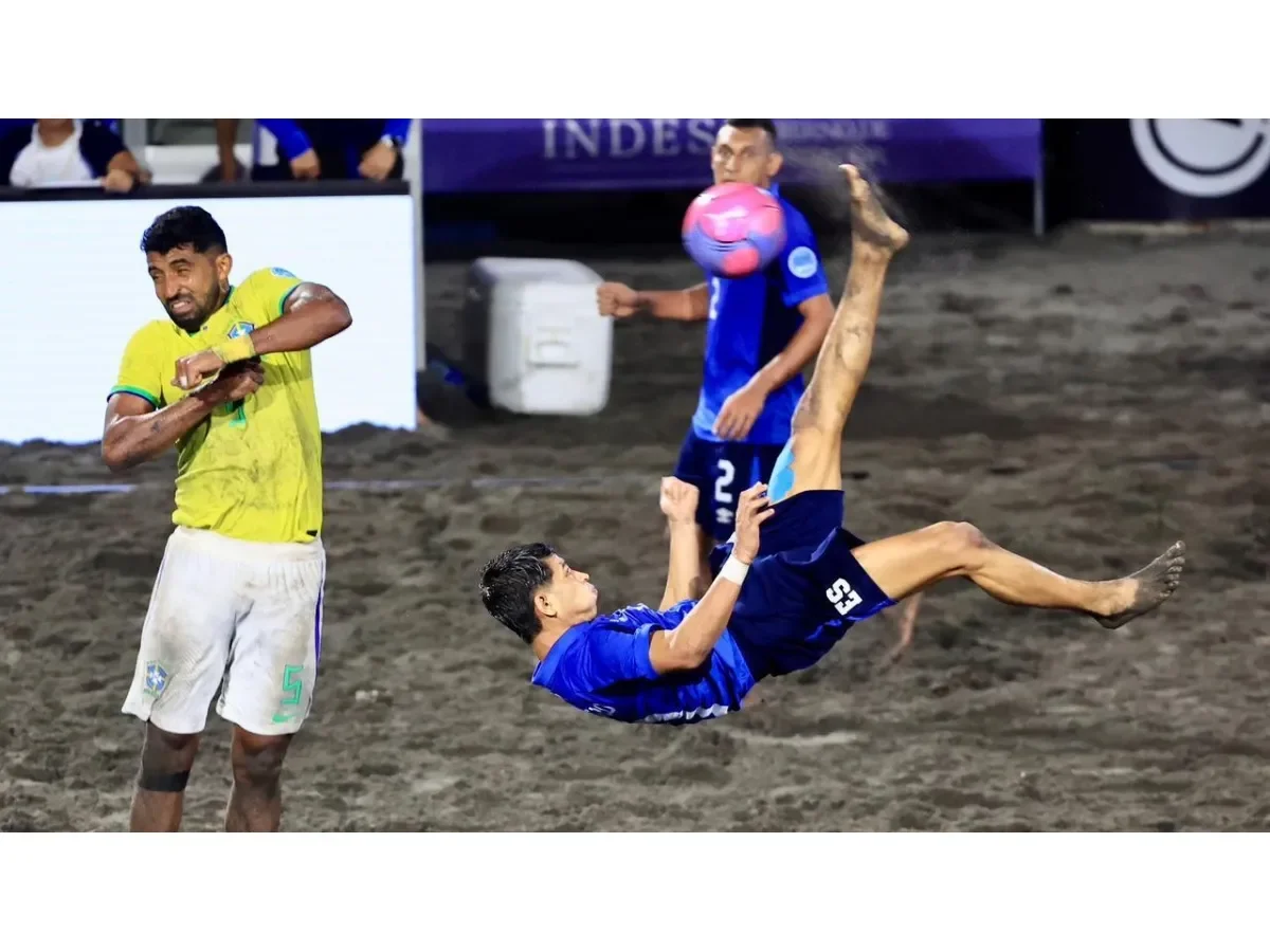 La Selecta de Playa finaliza su participación con derrota contundente ante Brasil en torneo internacional