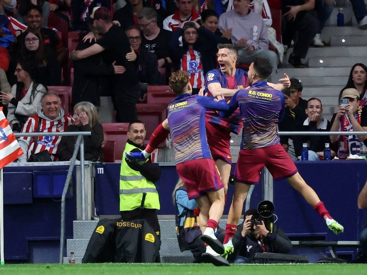 Barcelona se impone 2-1 al Atlético y amplía a 7 puntos su ventaja sobre Real Madrid en LaLiga