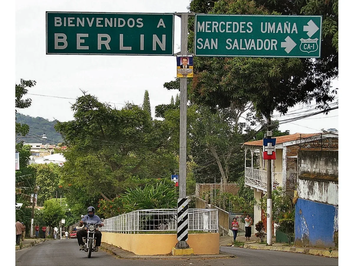 Dos años de la reestructuración municipal sin claridad en evaluación y homologación de trámites en El Salvador