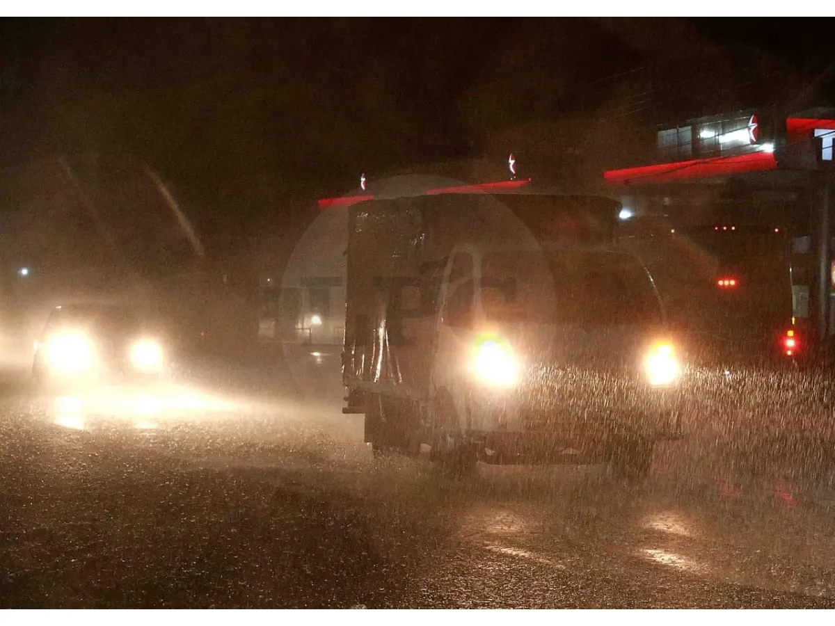 Lluvias del viernes provocan inundaciones en múltiples sectores urbanos de El Salvador Lluvias del viernes provocan inundaciones en múltiples sectores urbanos de El Salvador