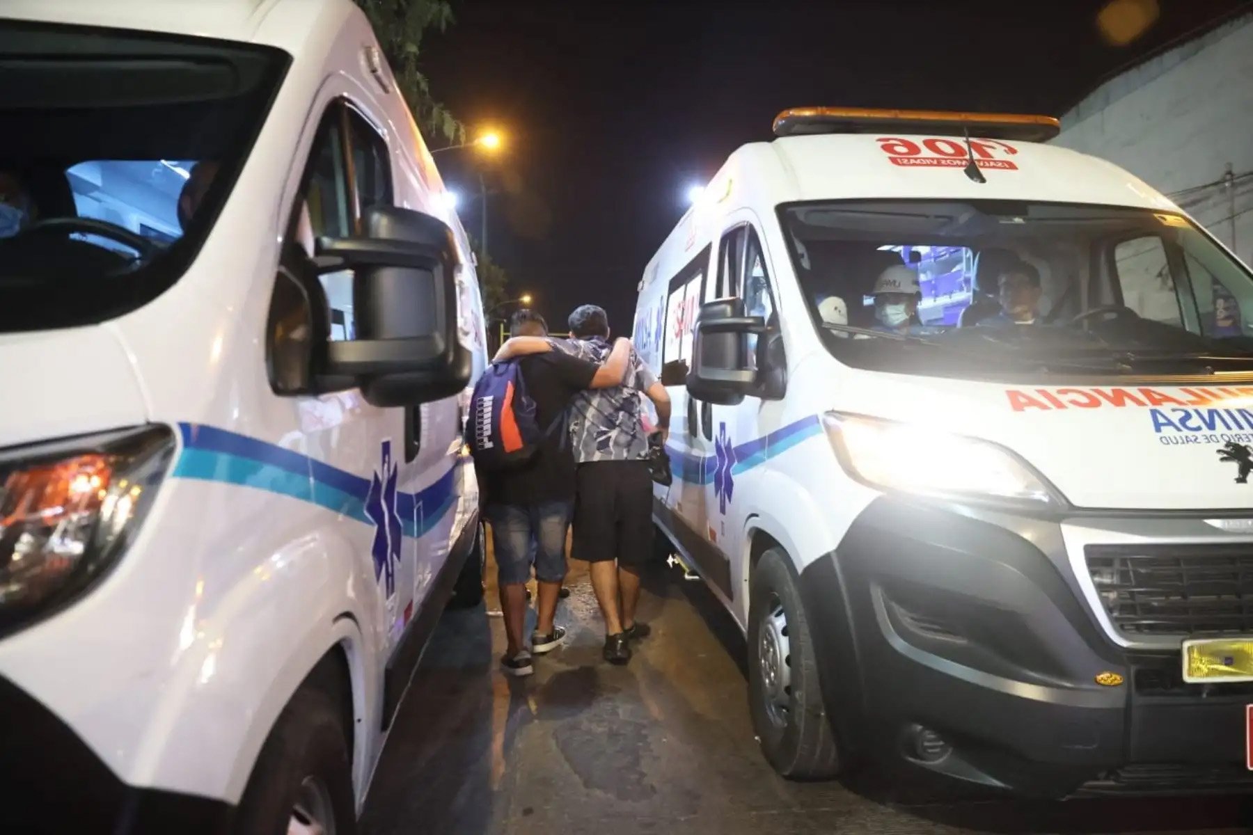 Tragedia en Perú: un fallecido y decenas de heridos en banderazo previo al clásico Universitario vs Alianza Lima