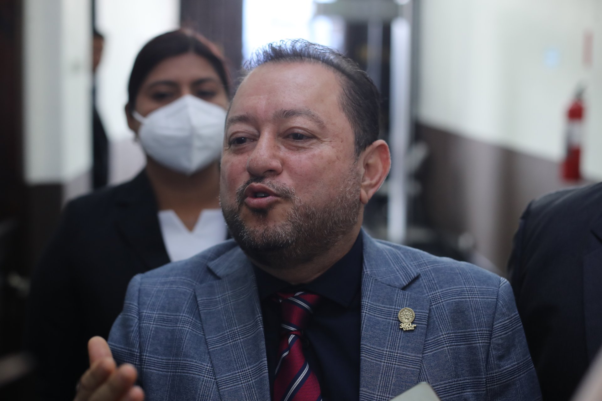 Consejo Superior Universitario anula cuerpos electorales y facilita reelección de Walter Mazariegos en la USAC