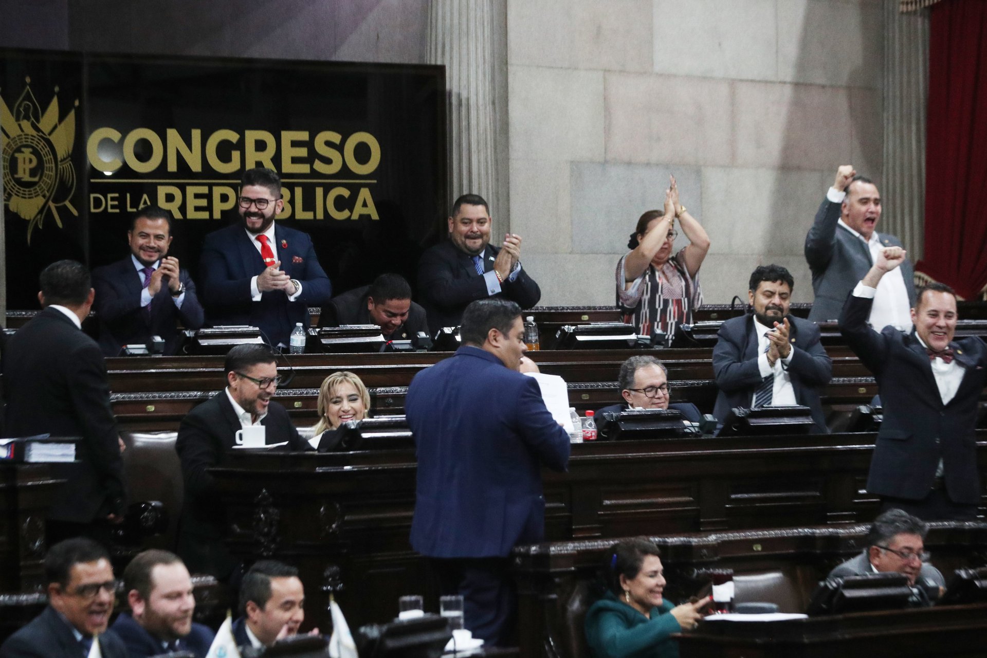 Abril, un mes decisivo para la justicia, economía y política en Guatemala
