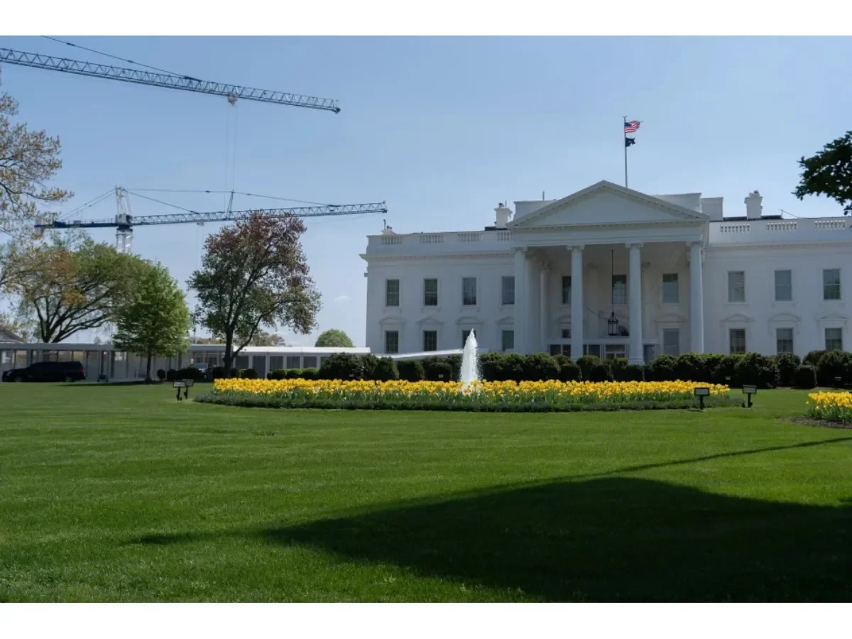 Autoridades investigan reportes de disparos cerca de la Casa Blanca en Washington D.C.