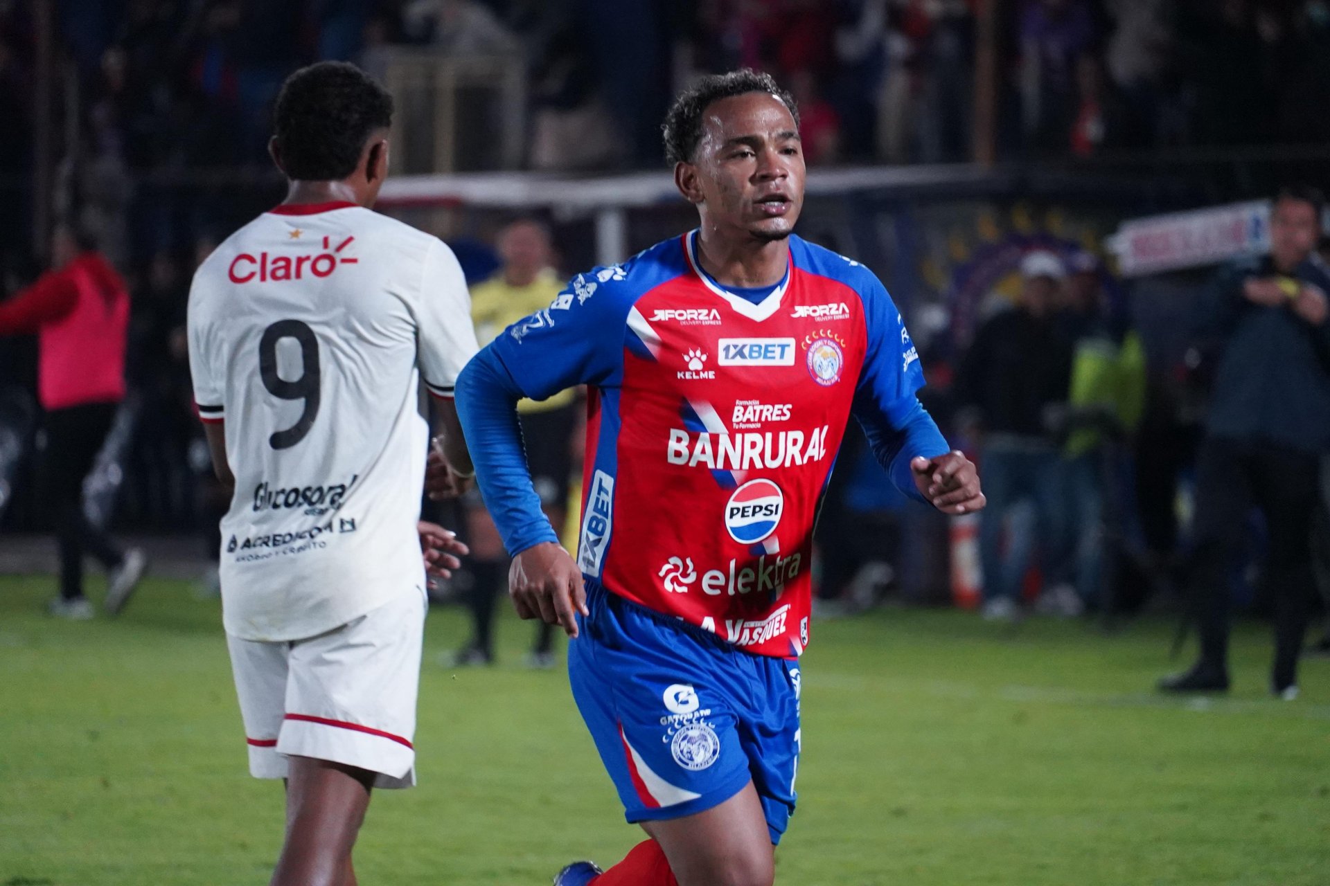 Clausura 2026: Xelajú MC lidera tras jornada 18 en una tabla muy reñida