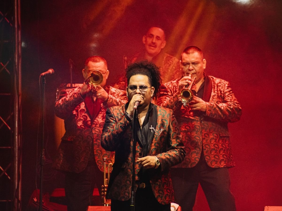 Los Hermanos Flores: Hora y escenario de su presentación en Coachella 2024