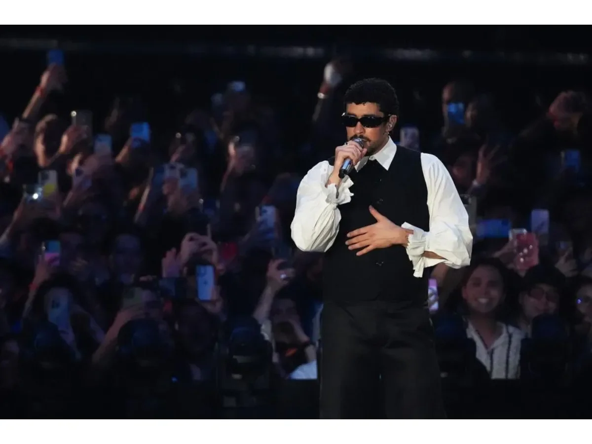 Bad Bunny hace historia en Tokio con documental de su primer concierto en Asia