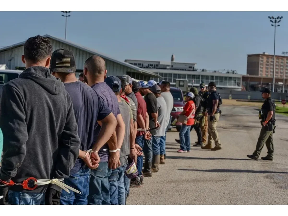 Disminuyen significativamente detenciones de salvadoreños en EUA y México en 2026