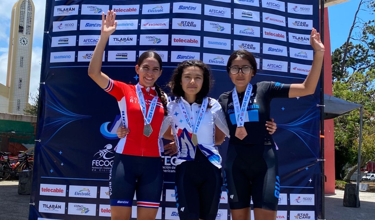 Ana Sofía Robles conquista el oro en el Campeonato Centroamericano de Ciclismo juvenil femenino