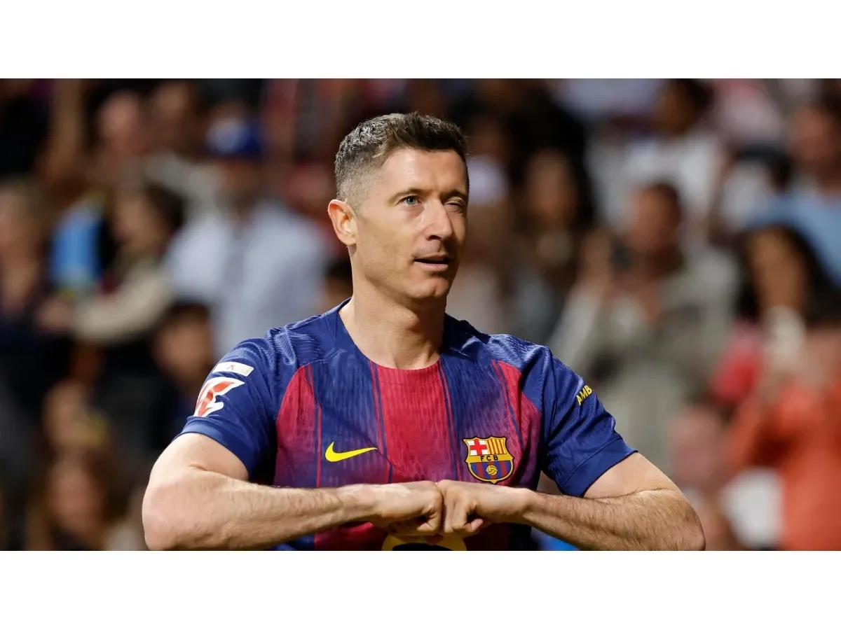 Robert Lewandowski se acerca a la Serie A: Milan y Juventus en la carrera por el delantero polaco