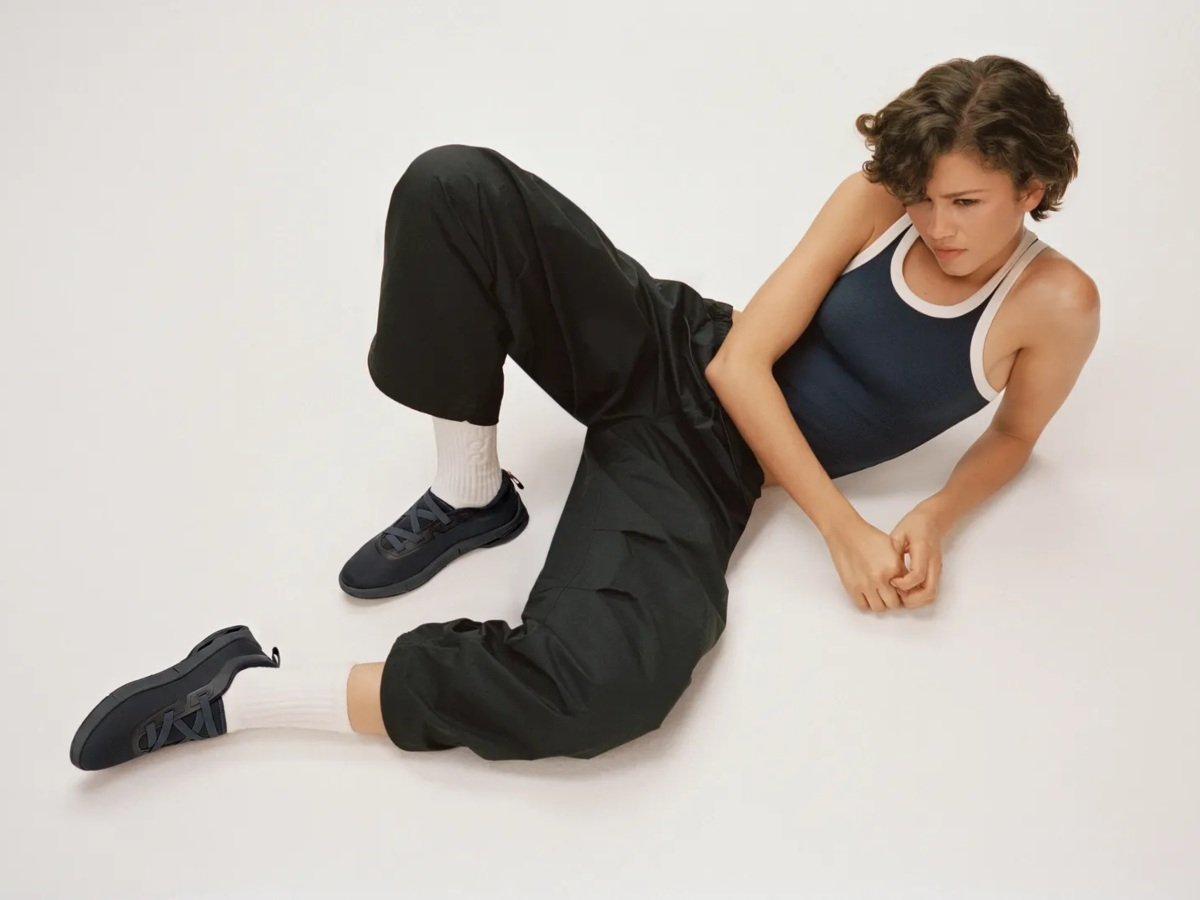 Zendaya y On lanzan colección funcional de zapatillas para uso diario y rendimiento técnico