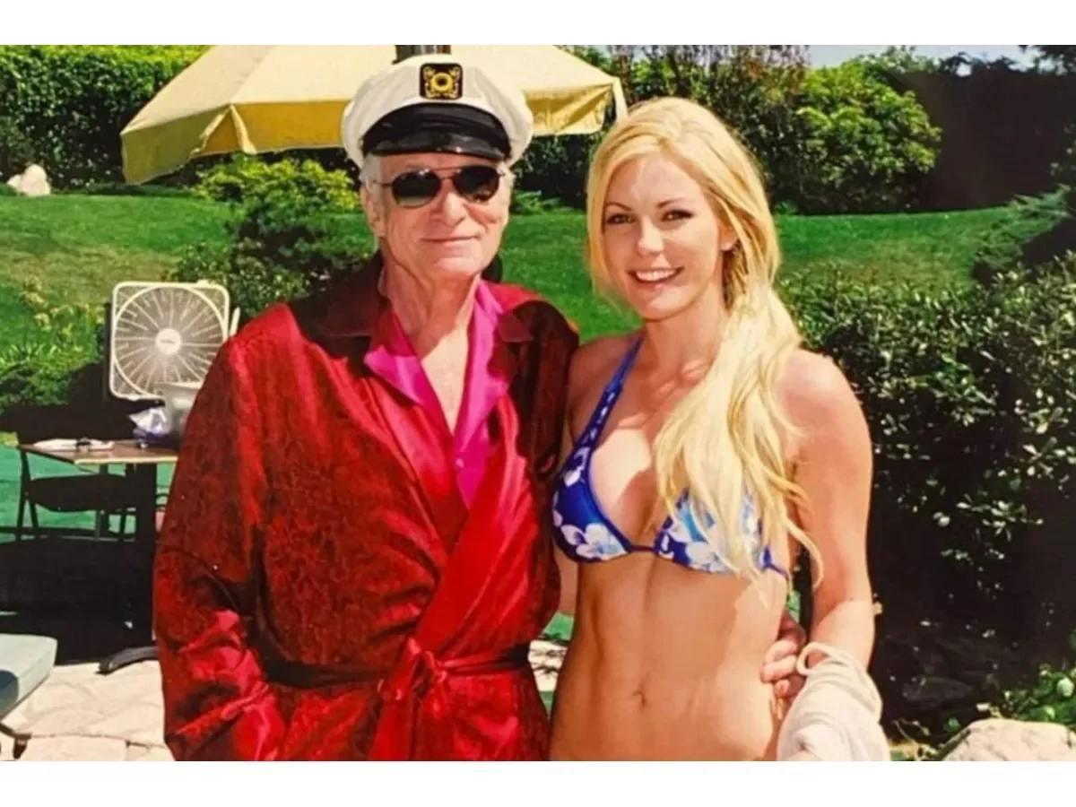 Crystal Harris inicia nueva etapa tras matrimonio con biólogo marino, alejándose del legado de Hugh Hefner