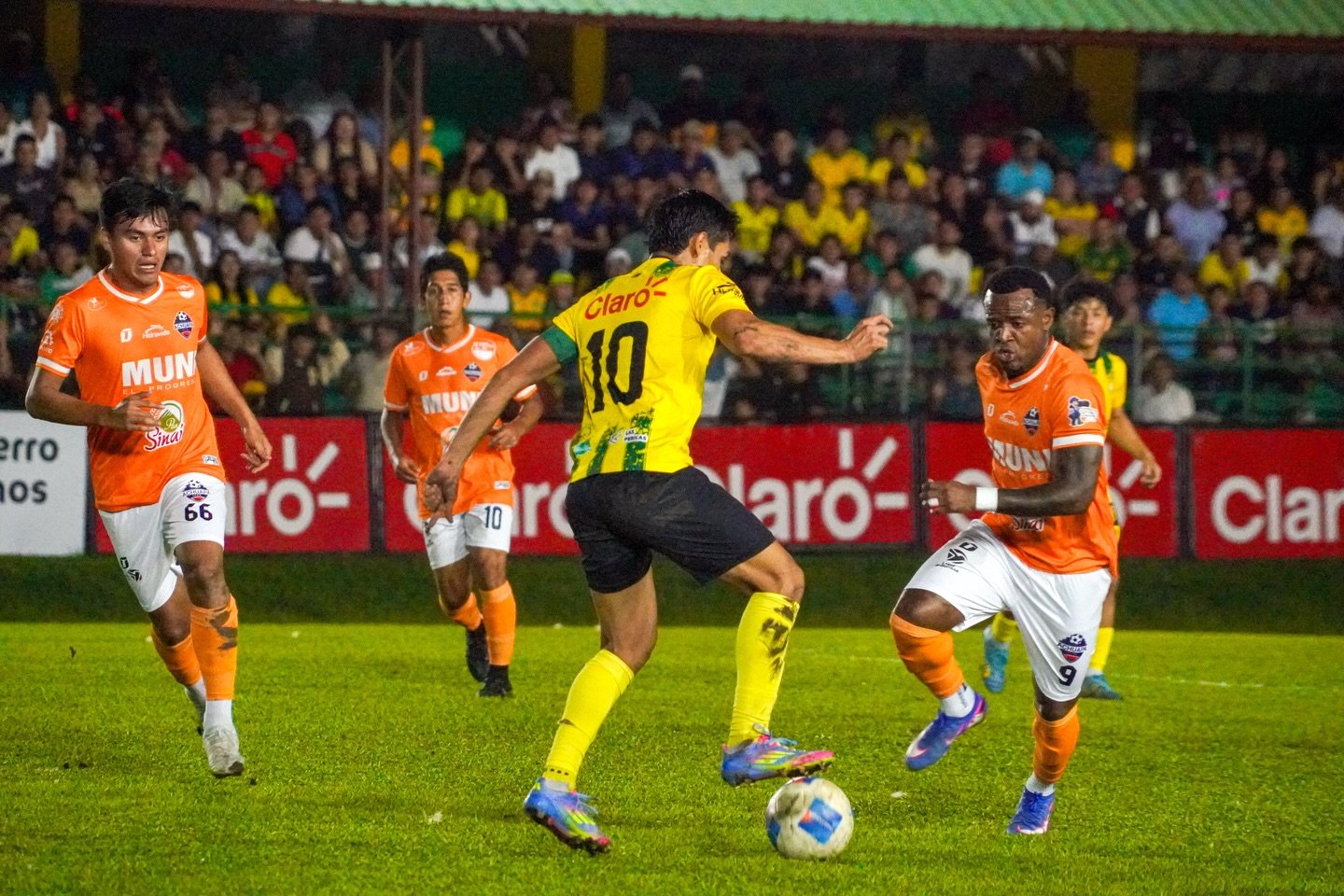 Clausura 2026: La intensa lucha por evitar el descenso en la recta final del torneo