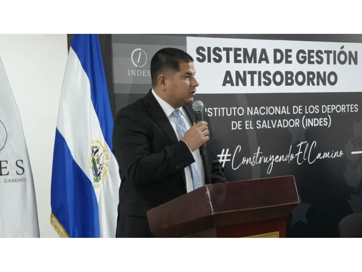 René Martínez asume la presidencia del INDES en una nueva etapa para el deporte salvadoreño