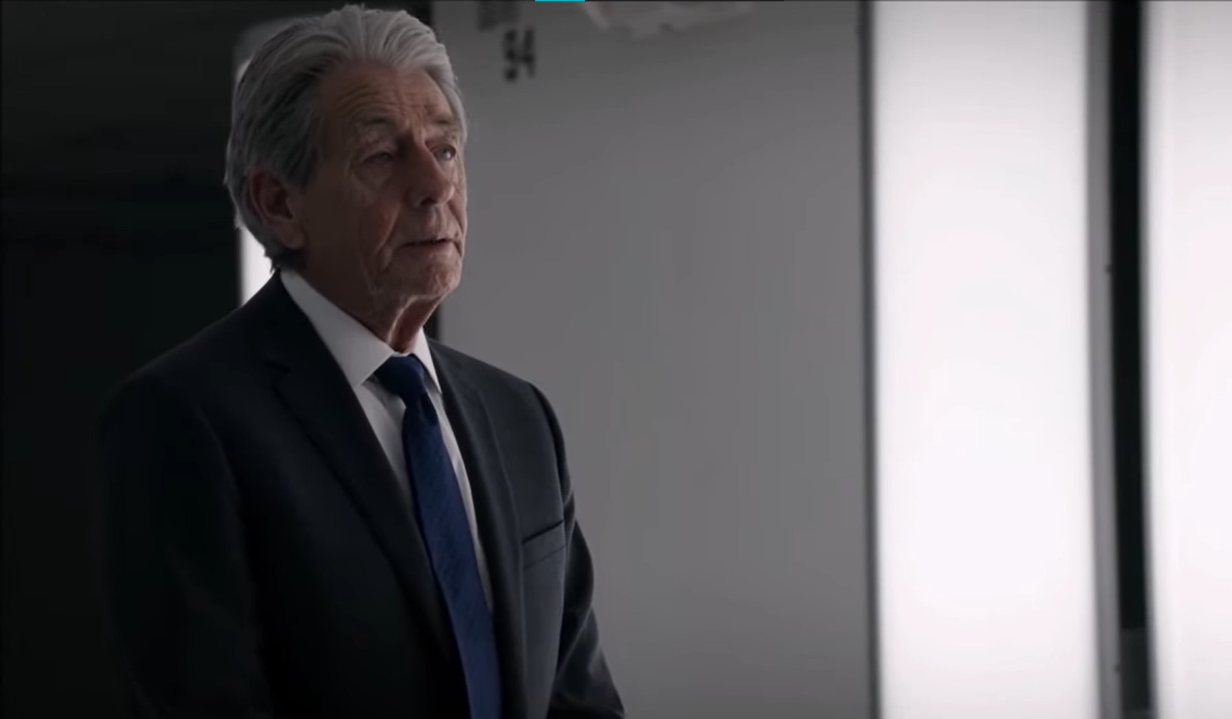 Fallece John Nolan, destacado actor británico de la saga Batman y Person of Interest