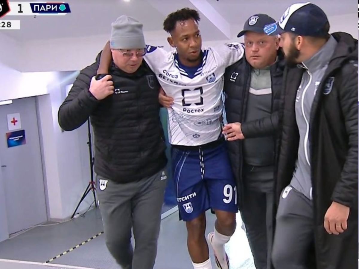 Brayan Gil sufre lesión en partido clave del Baltika en la Premier Liga de Rusia