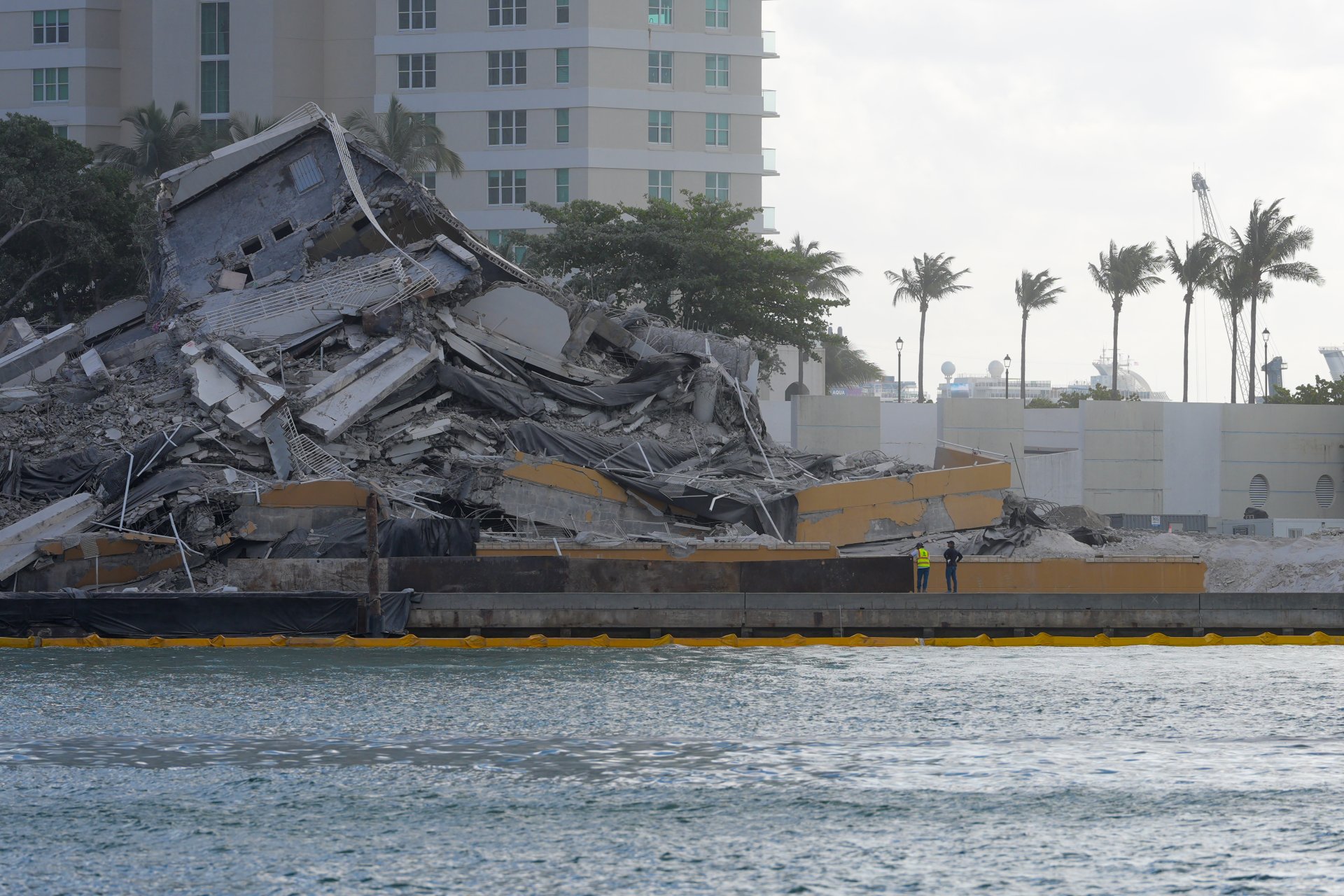 Demolición del icónico Mandarin Oriental de Miami marca el inicio de un lujoso proyecto residencial