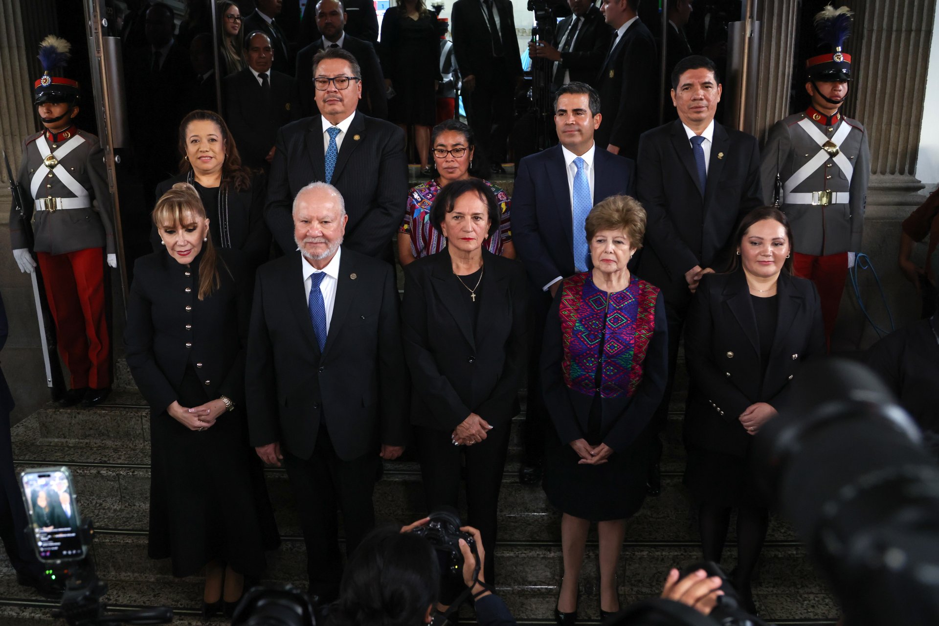 Nueva Magistratura de la Corte de Constitucionalidad Asume Cargo en Acto Protocolario en Guatemala