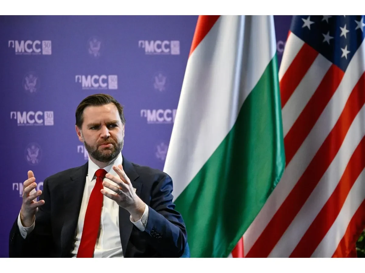 Vicepresidente de EE.UU. respalda a Trump y su postura frente al Papa sobre política y moralidad