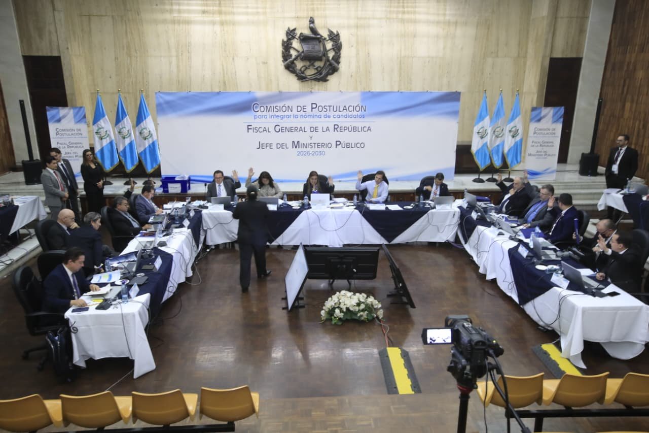 Tres aspirantes superan línea de 75 puntos en evaluación para fiscal general del MP en Guatemala