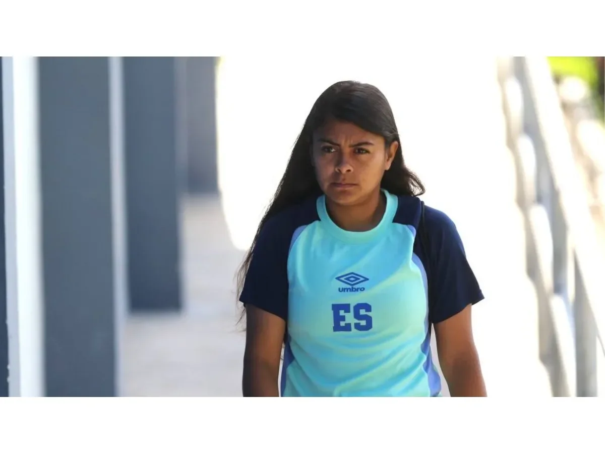 Selección femenina de El Salvador se prepara para juego decisivo rumbo a CONCACAF 2026