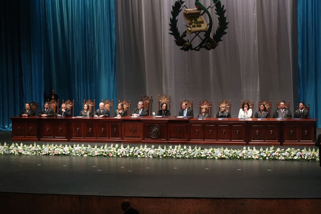 Anabella Morfín asume presidencia de la Corte de Constitucionalidad con compromiso de independencia y credibilidad