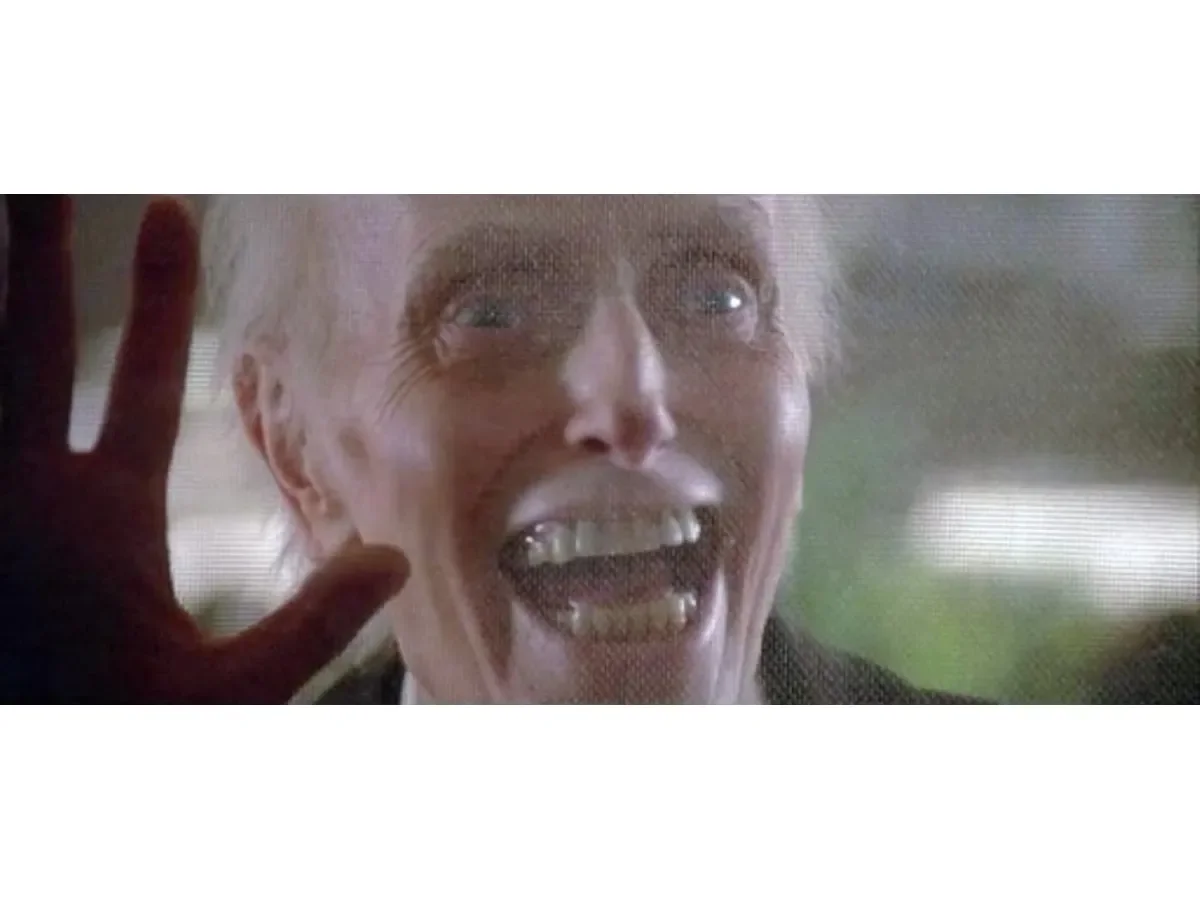 El rostro auténtico del horror: Julian Beck y su papel icónico en Poltergeist II