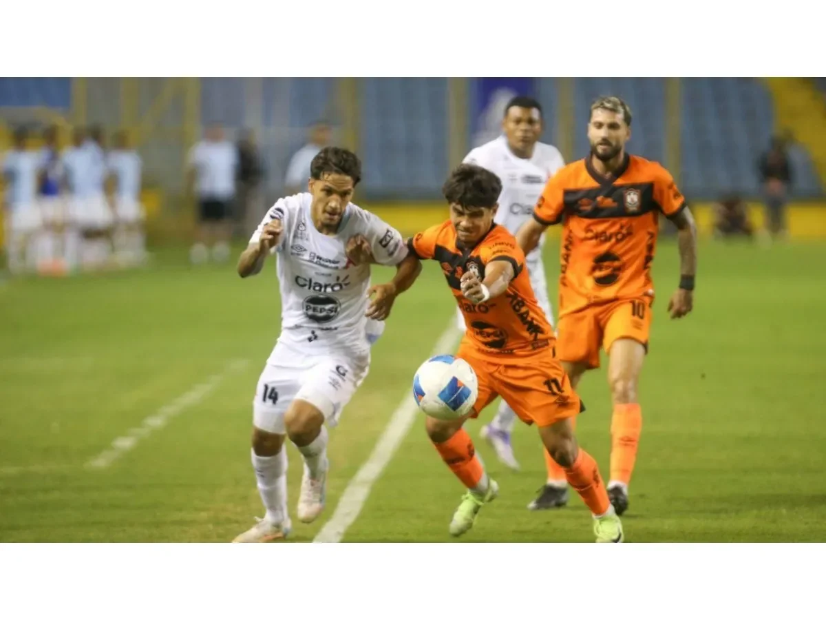 Alianza busca reafirmar su confianza enfrentando a Águila en un clásico decisivo