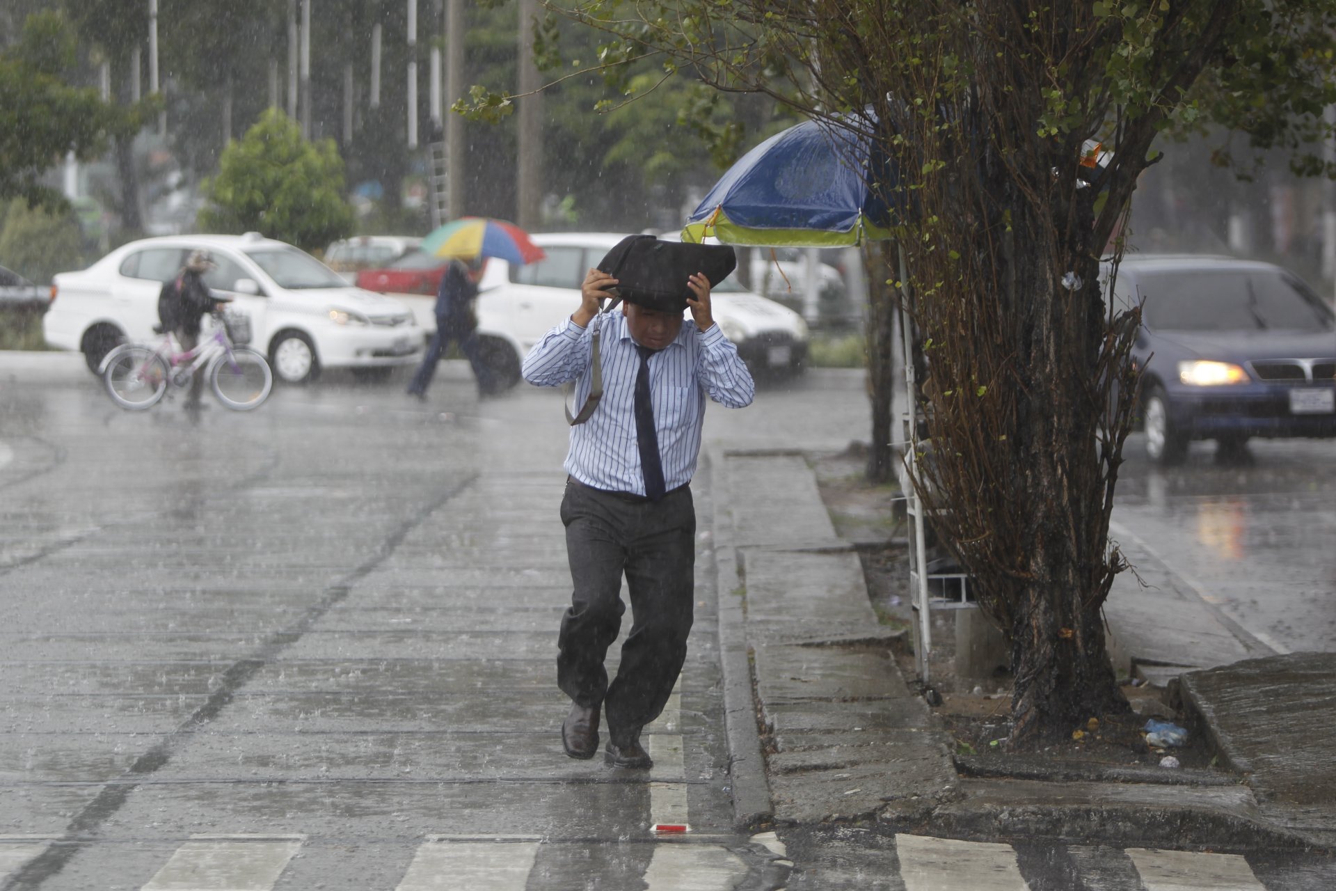 Insivumeh prevé inicio anticipado de lluvias y canícula prolongada en Guatemala para 2026