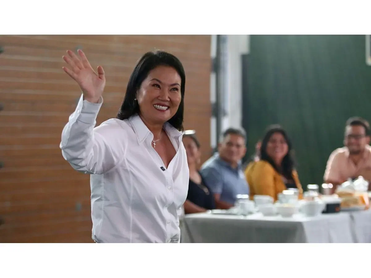 Keiko Fujimori lidera conteo electoral en Perú con reñida disputa por segundo lugar rumbo al balotaje