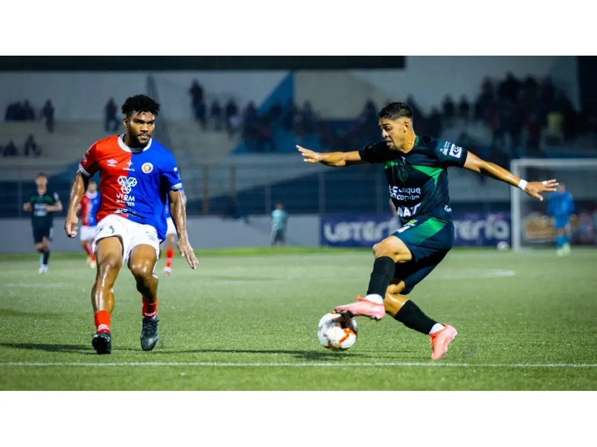 FAS logra empate agónico 2-2 ante Inter FA gracias a penal de Medrano