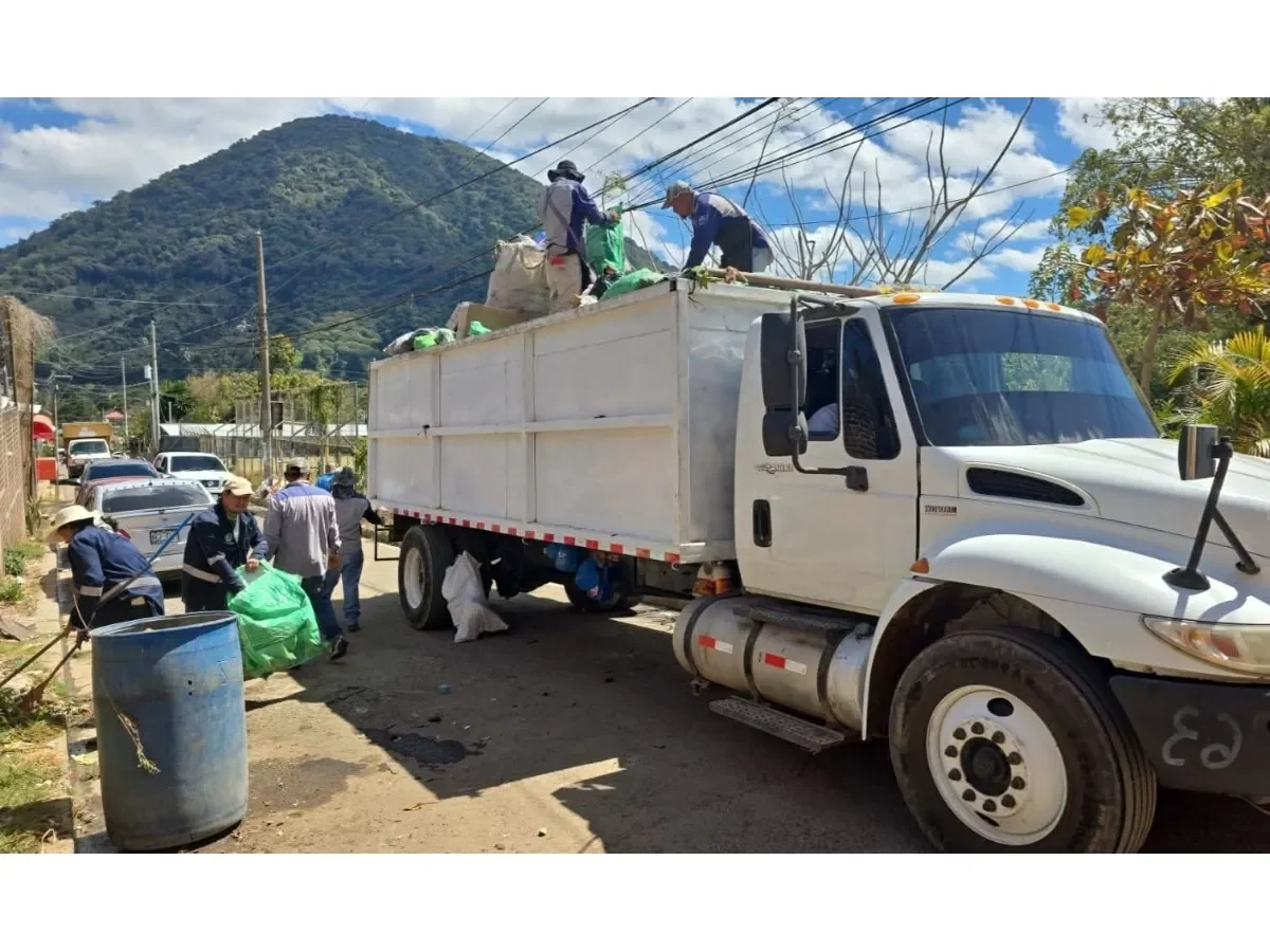 Alcaldía de Sonsonate Norte aprueba reducción de tasas municipales en Juayúa y Nahuizalco