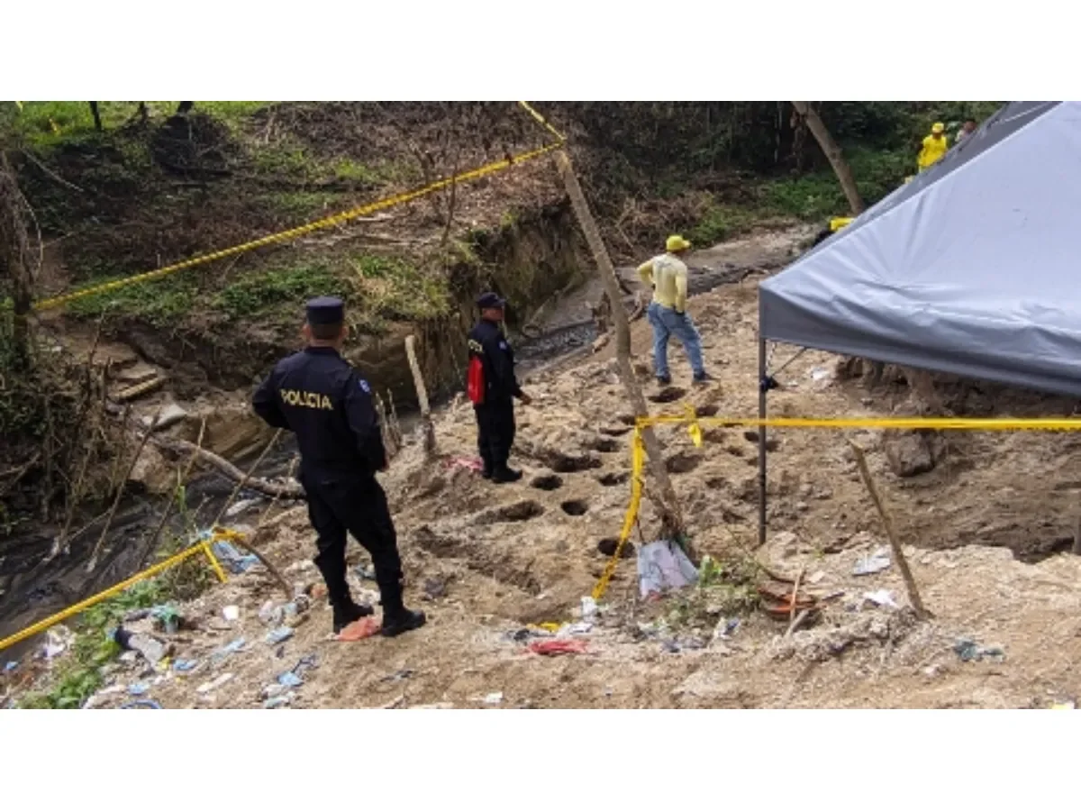 Fiscalía de El Salvador confirma inexistencia de registro oficial sobre fosas clandestinas