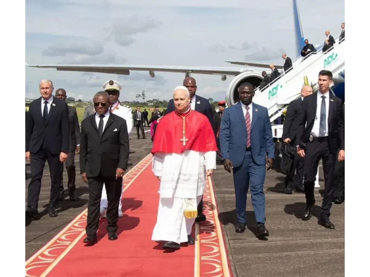 El Papa denuncia a líderes que financian guerras y perpetúan conflictos en gira por África