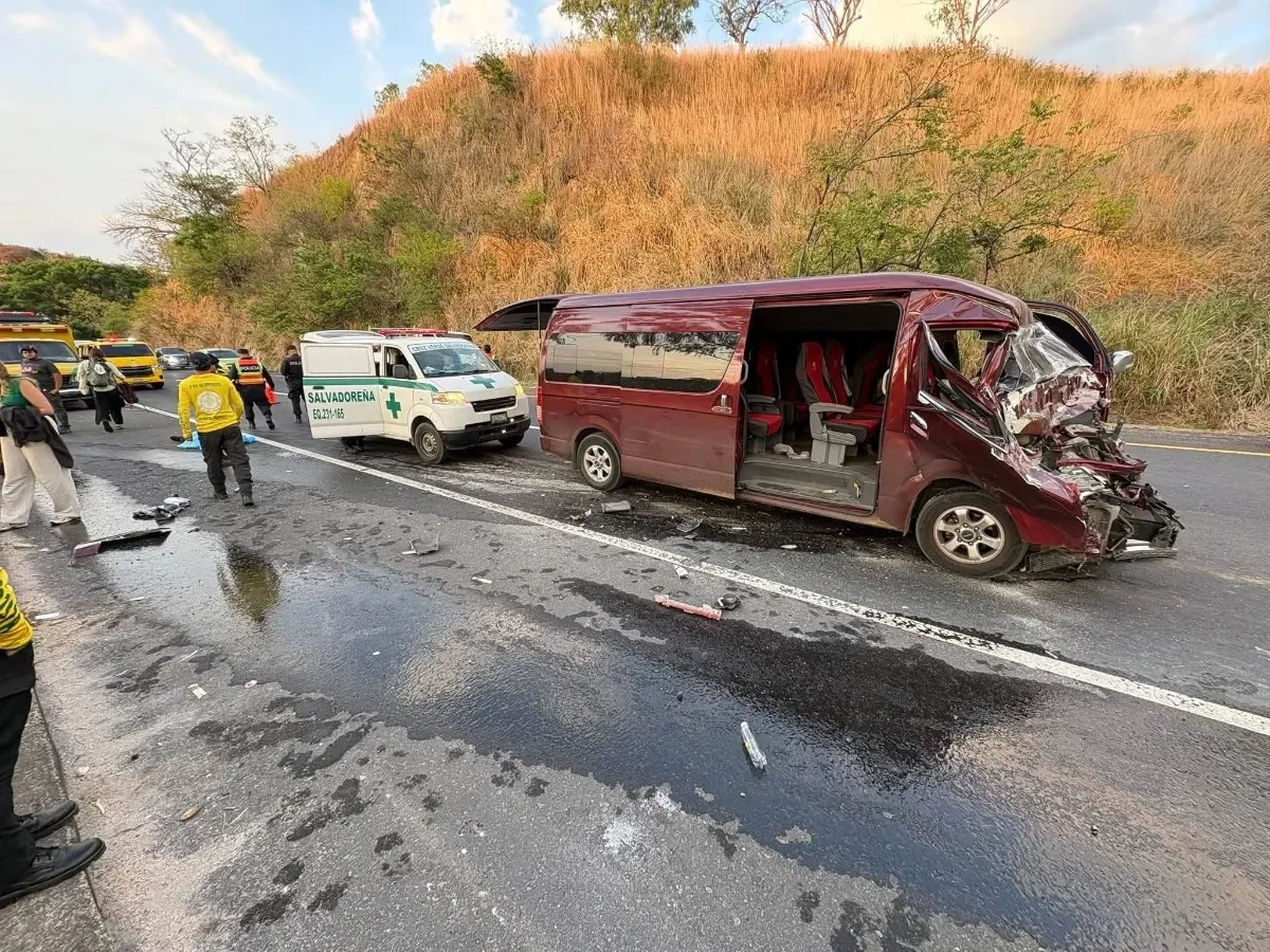 Accidente en carretera Panamericana deja un fallecido y varios heridos en Santa Ana