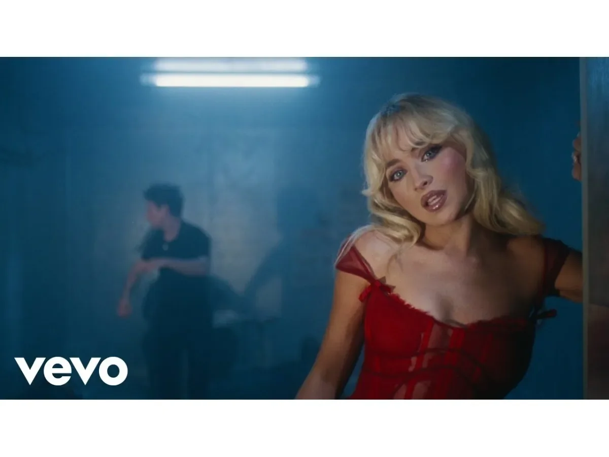Sabrina Carpenter se prepara para su segundo concierto en el escenario principal de Coachella 2026