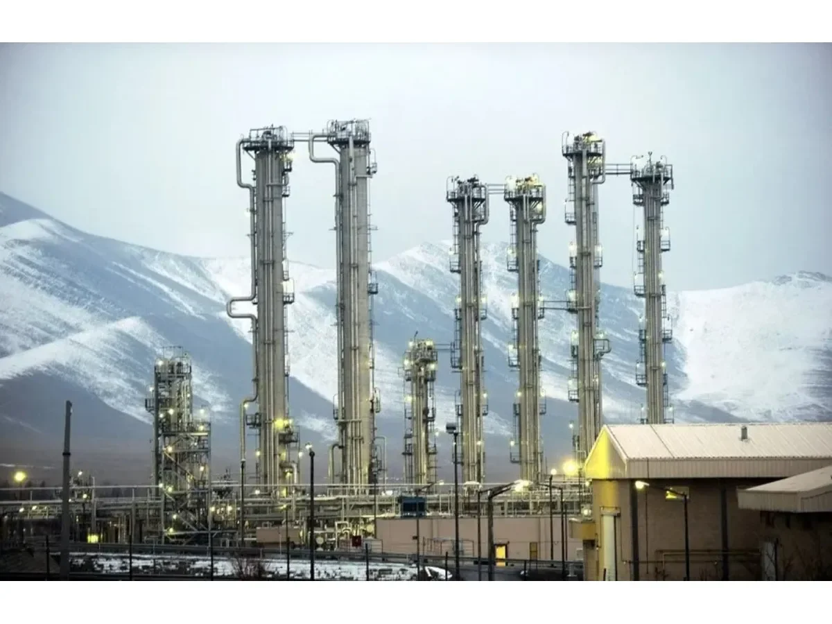 Estados Unidos e Irán avanzan en negociaciones nucleares con acuerdo sobre reservas de uranio