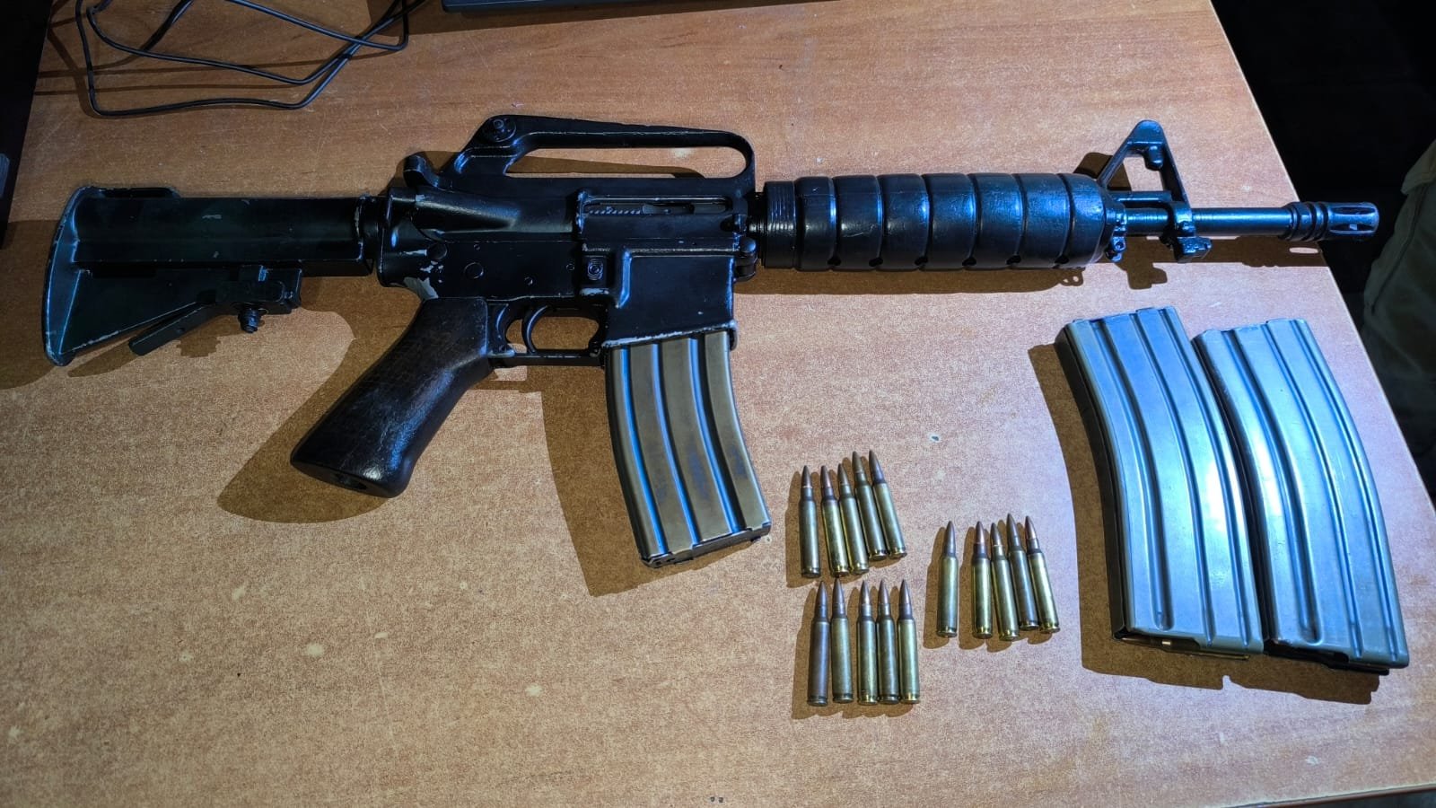 PNC captura a tres presuntos pandilleros tras intento de ataque con fusil en zona 18 de Guatemala